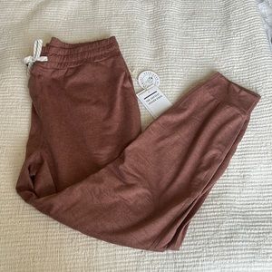 Vuori Performance Joggers - Sz M